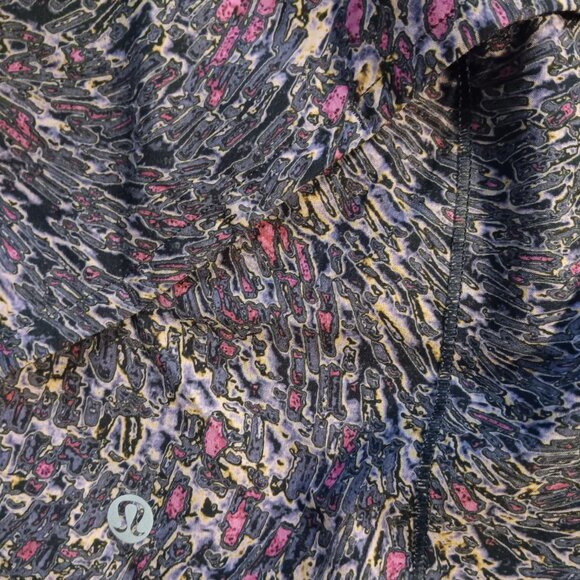 Lululemon Speed Up Shorts Topography Multi Graphite Grey sz 8 - Picture 3 of 4